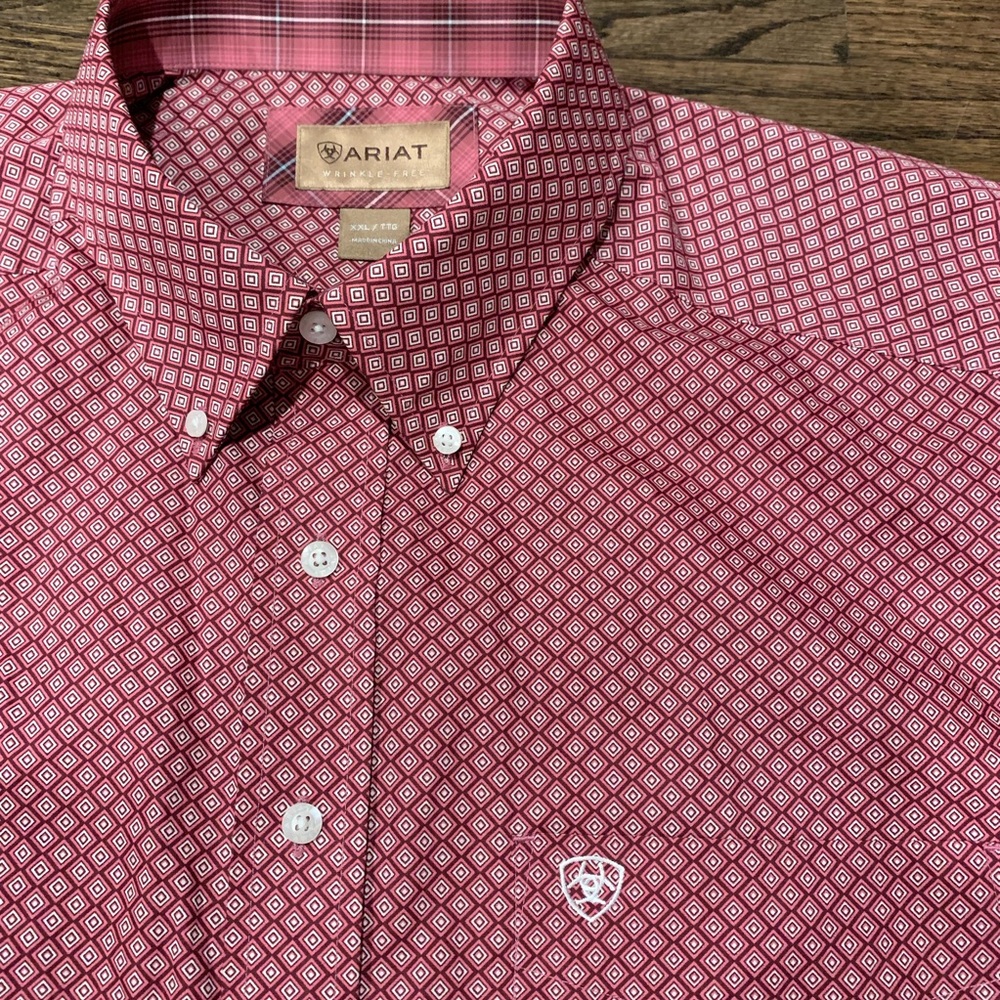 Ariat wrinkle free button down shirt